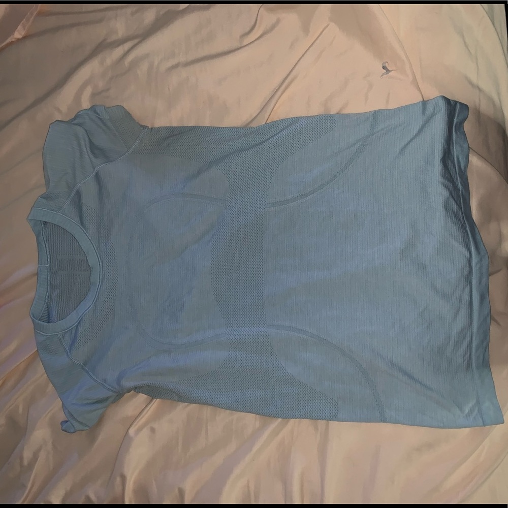 Lululemon swiftly tech short sleeve